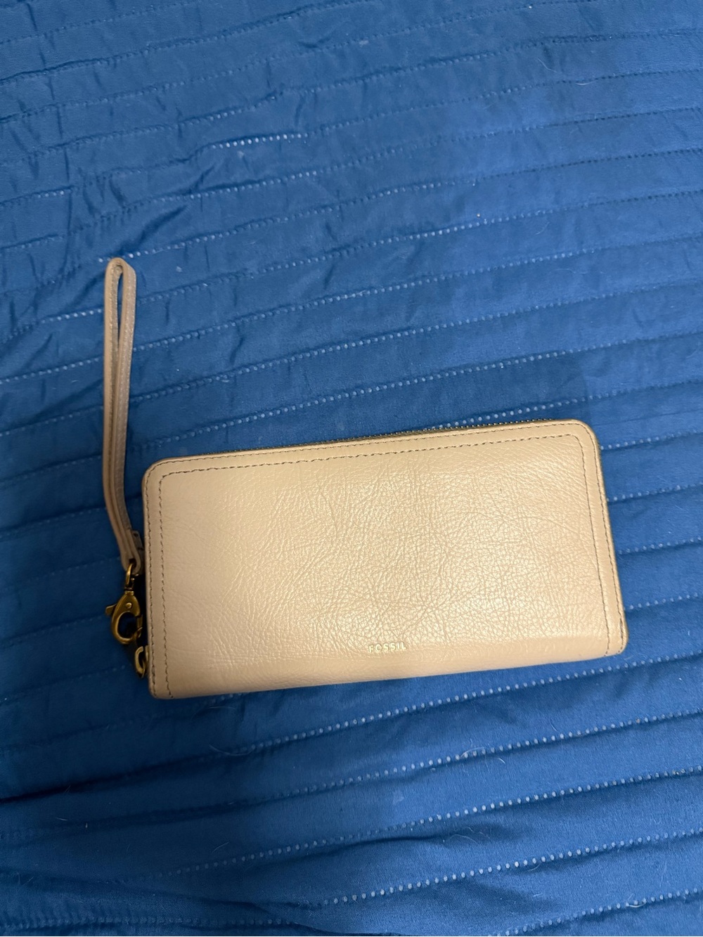 Fossil Beige Leather Wristlet Wallet with Strap